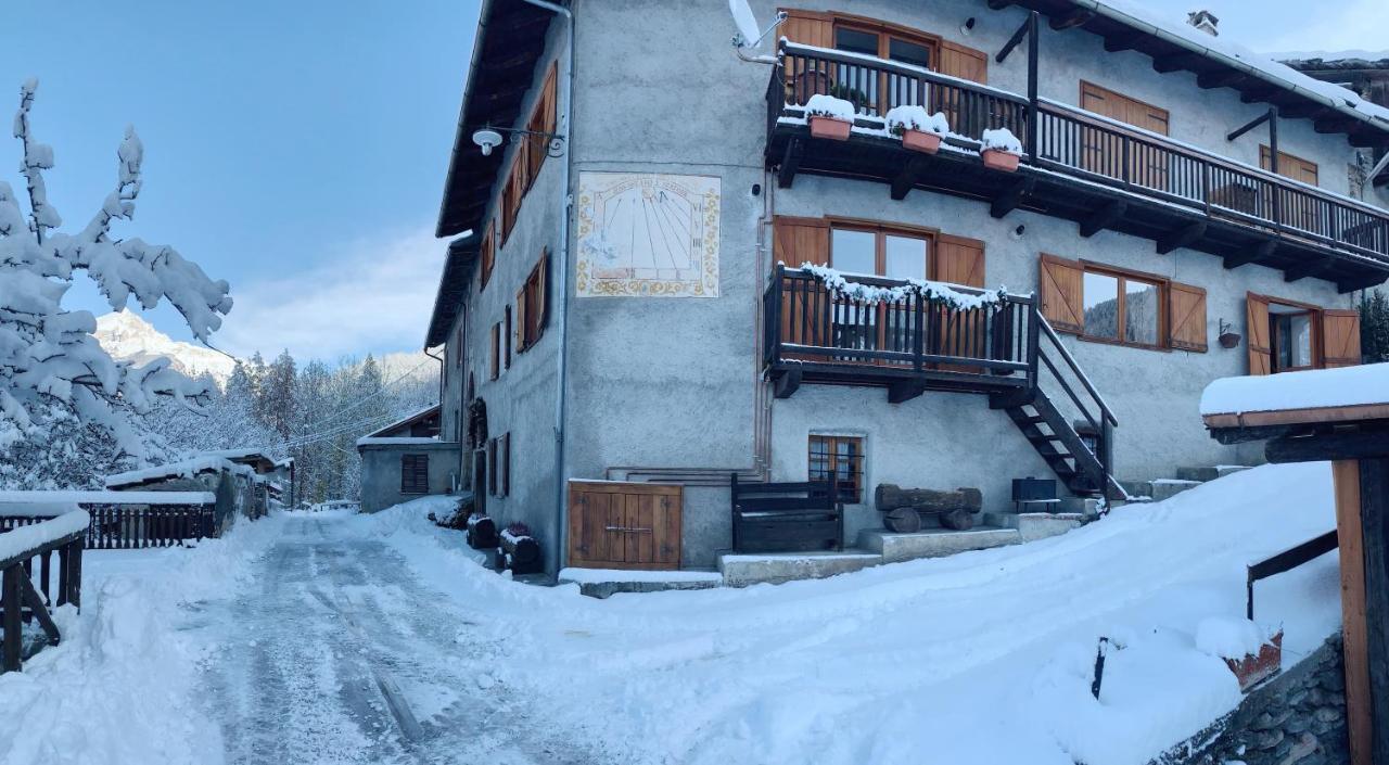 San Marco Farmhouse With A View. Oulx Extérieur photo